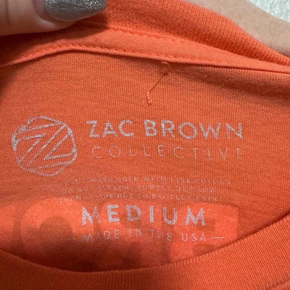 Zac Brown Band Down the Rabbit Hole 2019 Live Tour Coral Long Sleeve Shirt - Picture 5 of 6